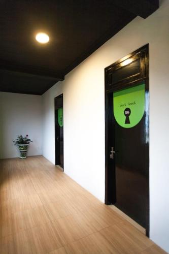 Azzahra Guest House Syariah - Photo 5 in Surabaya, Indonesia