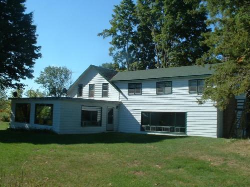 . Limerick Lake Lodge and Marina