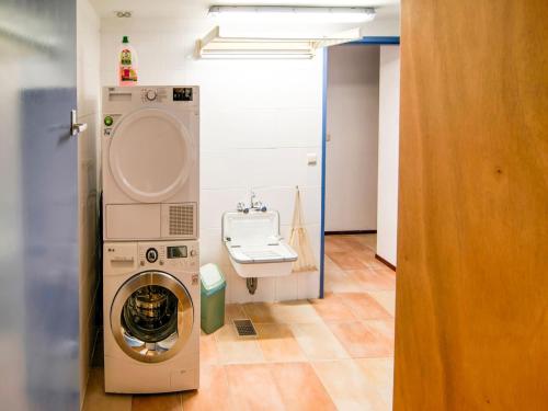 Welcoming Holiday Home in Stoumont with Terrace - image 12