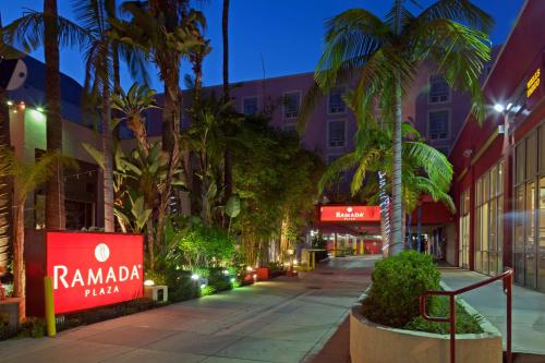 Ramada Plaza by Wyndham West Hollywood Hotel & Suites