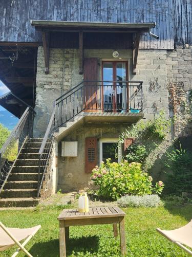 New - 50 m2 cocoon between lakes and mountains in Gilly-sur-Isere