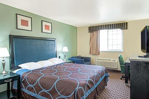 1 queen bed