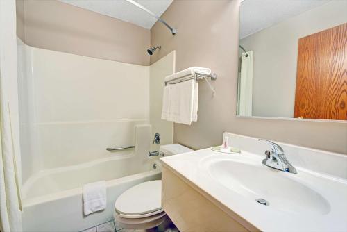 Foto - Super 8 by Wyndham Indianapolis Emerson