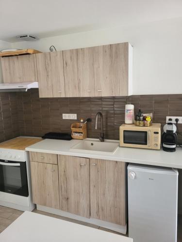 Facilities, Une petite maison seulement pour 2 in Chenerailles