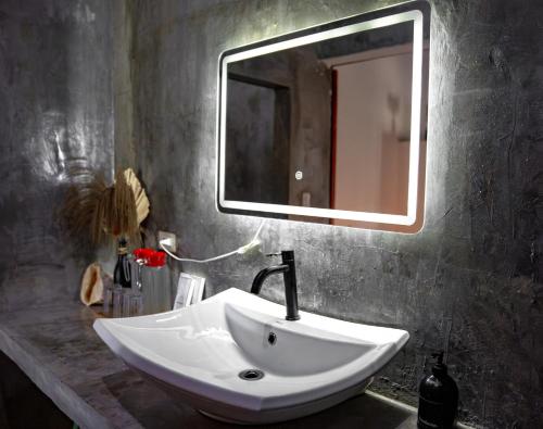 Bathroom, Bamboo Surf Beach in San Isidro