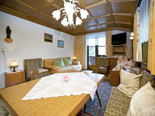 Chalet in Leogang near Ski Slopes in Madreit