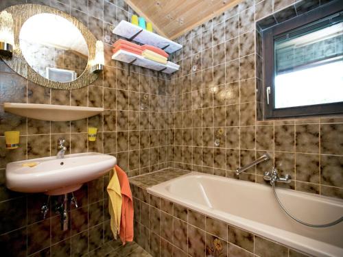 Chalet in Leogang near Ski Slopes