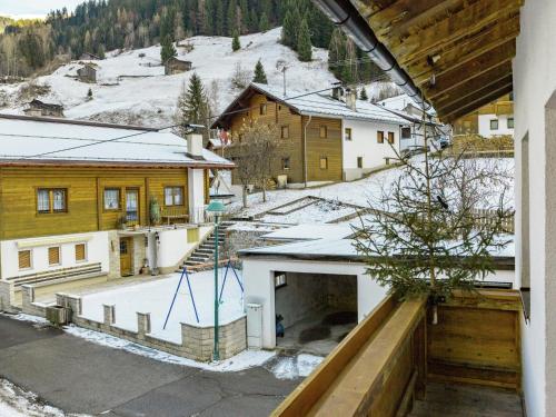 Apartment in See near Ski Slopes in See, Österreich