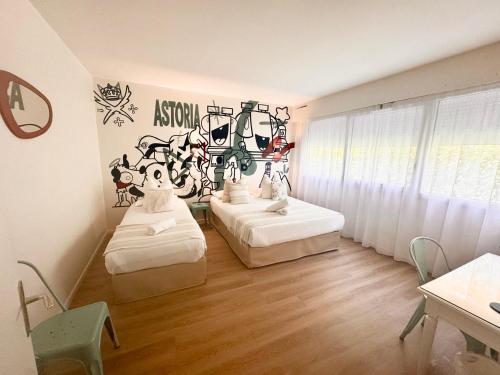 Triple Room