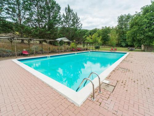  Holiday Home in Ficulle with Pool Access in Ficulle