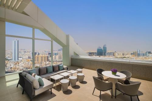 فندق سوفيتل الرياض ومركز المؤتمرات (Sofitel Riyadh Hotel & Convention Centre) in المعذر