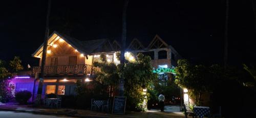 Oasis Kemba Hôtel-Restaurant-Bar (Oasis Kemba Hotel-Restaurant-Bar) in Toliara