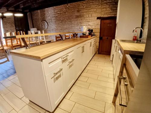La Clé des Champs B&B (La Cle des Champs B&B) in Marigny-les-Reullee