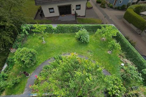 Garden, NEU Ganze Wohnung Boxspringbett & Gartenzugang in Betzdorf