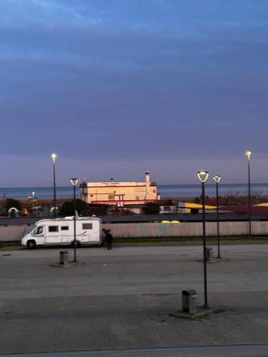 Armida 10 FRONTE MARE
