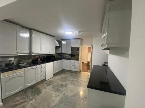 Kitchen, THE HEATHROW LODGE LONDON Uk in London