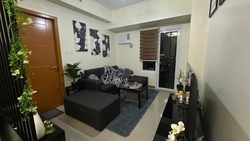 Classy BGC Condo City View Pool Gym Sauna, Manille