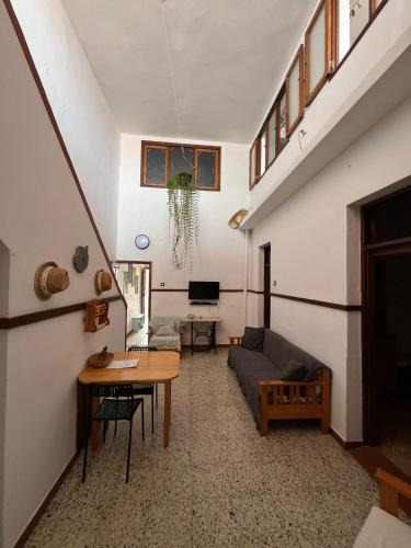 共用Lounge/電視區, Susa and Pepe garden and house in 阿蓋特