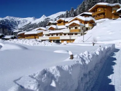 Detached Chalet in Saalbach in Saalbach-Hinterglemm, Österreich