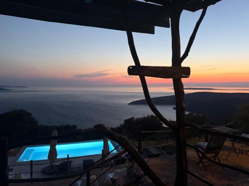 Skats, Vita Vacation Home in Ustrine