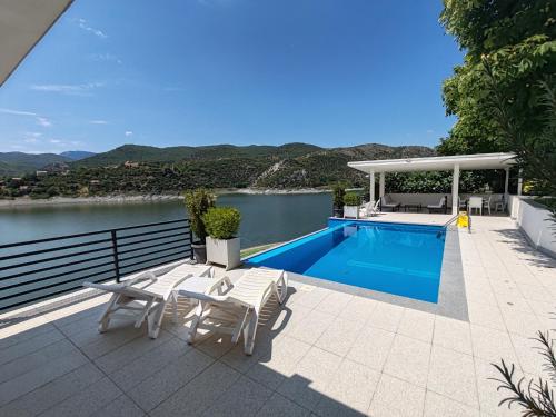 Villa Tikvesh Lake in Kavadarči