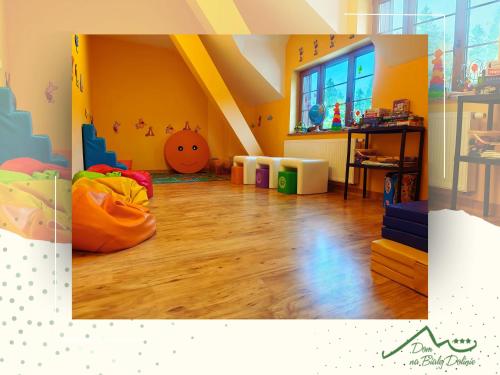 Playground, Hotel Dom na Białej Dolinie (Hotel Dom na Bialej Dolinie) in Szklarska Poreba