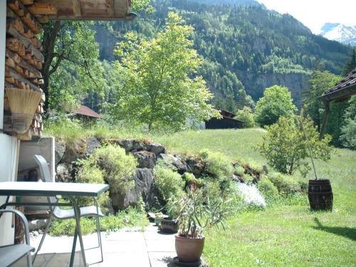 Balcony/terrace, Nature Escape in Kander Valley in Kandergrund