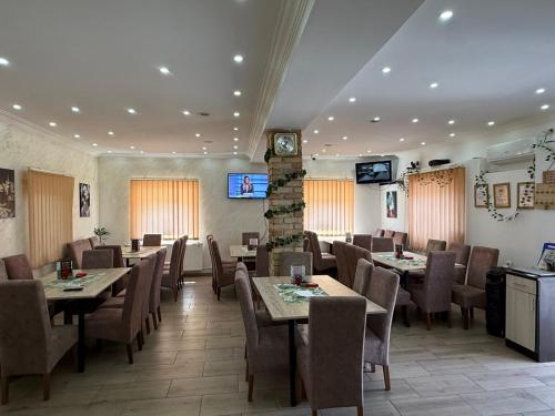 ผับ/เลาจน์, Rooms Stefan 2 in กัต