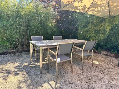 Ferienhaus Wein & Wald mit Gartensauna, eigenem Garten, Landau Pfalz in Ilbesheim bei Landau in der Pfalz