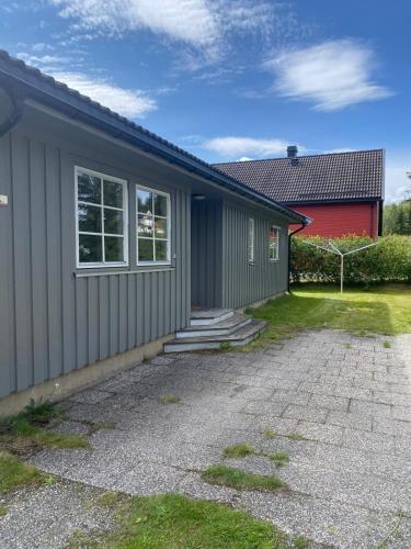 Зовнішній вигляд готелю, Cozy house with free parking on the premises in Рынгебу