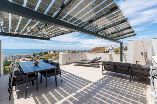 MSW07 - 3 bedroom pool and jacuzzi, Torrox Costa (photo 7)