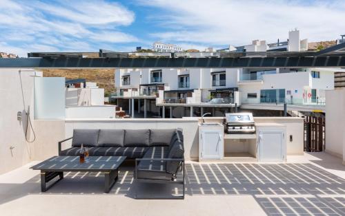 MSW07 - 3 bedroom pool and jacuzzi, Torrox Costa (photo 10)