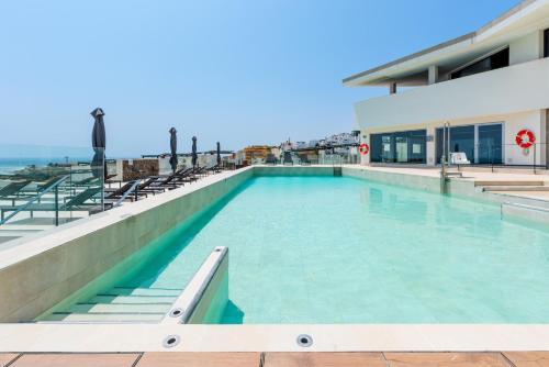 MSW11 - 3 bedroom, private jacuzzi and pool, Torrox Costa (foto 6)