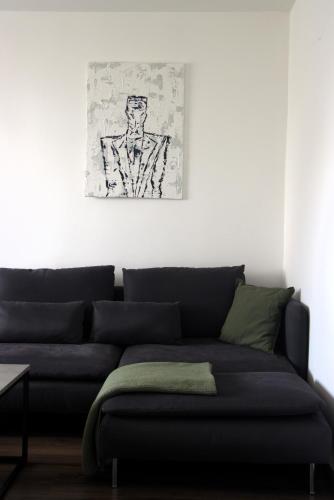Spacious 3-bedroom modern apartment - 3pm checkout - newly furnished, Bratislava
