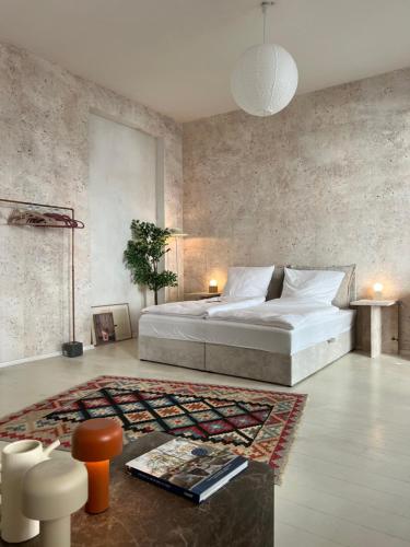 Loft-style design apartment in the heart of Berlin, Berlin (zdjęcie 3)