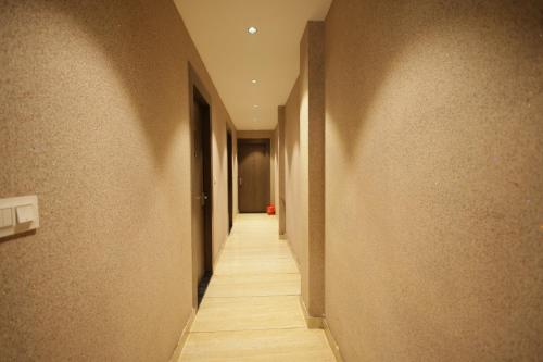 Mantra inn by Natures Hook in โรทิ เบลวลา