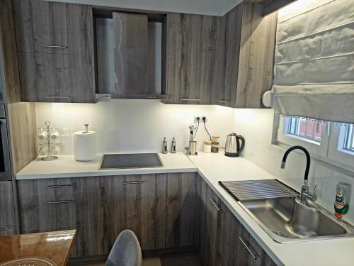 Clio's house in Gortina