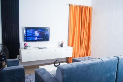 공용 라운지/TV 시청 구역, Résidence Meublée Empire immobilier Korhogo (Residence Meublee Empire immobilier Korhogo) in 코로고