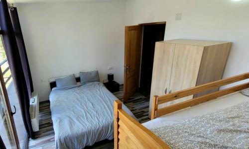 La Belle Vie in Vartop