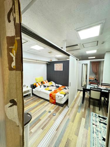 White House - 新宿 1 站地 - 新大久保站 6 Min - 歌舞伎町 4 Min, Tokio