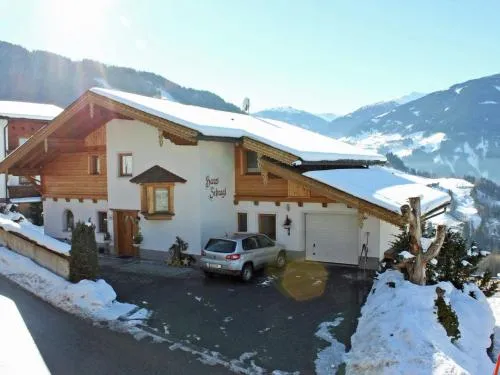 Apartment Zell am Ziller near Ski Arena in Zell am Ziller, Österreich