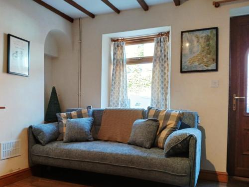 Selah Cottage, 21 Queen Street 2