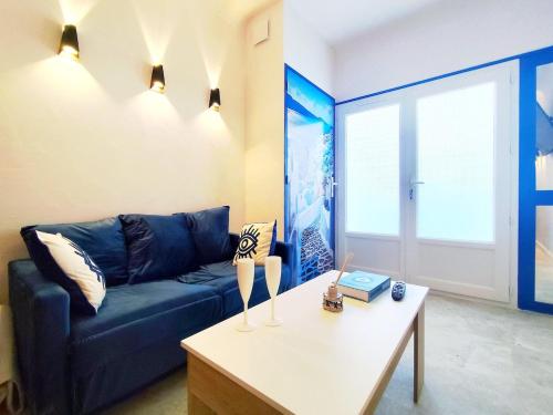 Santorini, Relaxing Spa, Terrace and Parking in Beaulieu