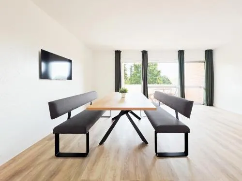 Tolstov Apartments - 3 Room Apartment - Balcony - Kitchen - Washing machine - next to Cologne in Frechen, Deutschland