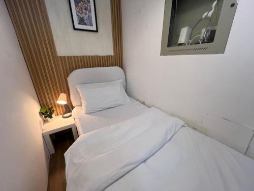 Minimalist Room In Al Barsha 1 Near Mall of Emirates, Dubai (Foto 3)