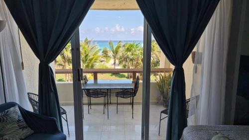Front Beach Studio