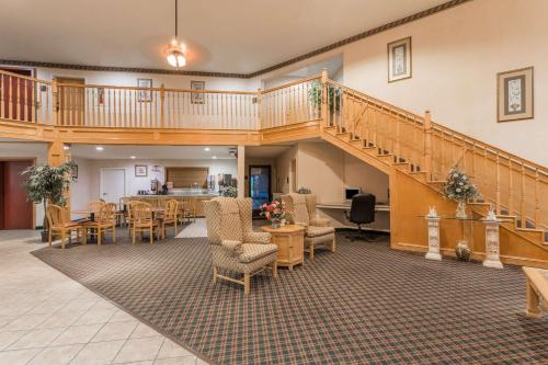 Hol, Super 8 By Wyndham Dickson in Dickson (TN)