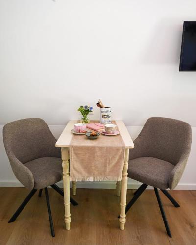 Kleine Buur in ซุทเฟน