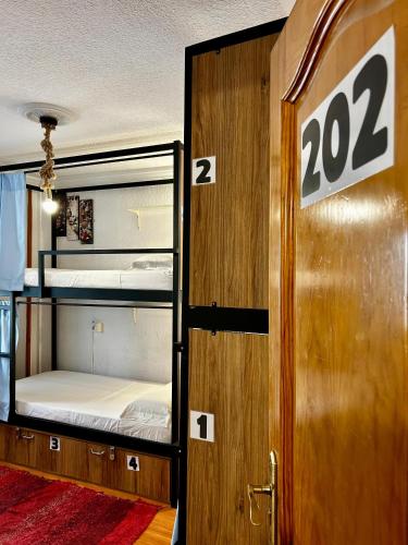 El Cascabel - image 29