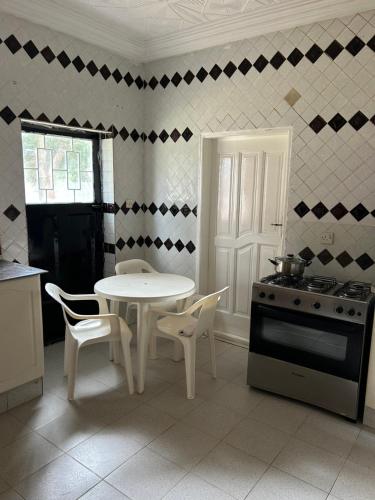 John Masarr Apartments in 畢吉婁